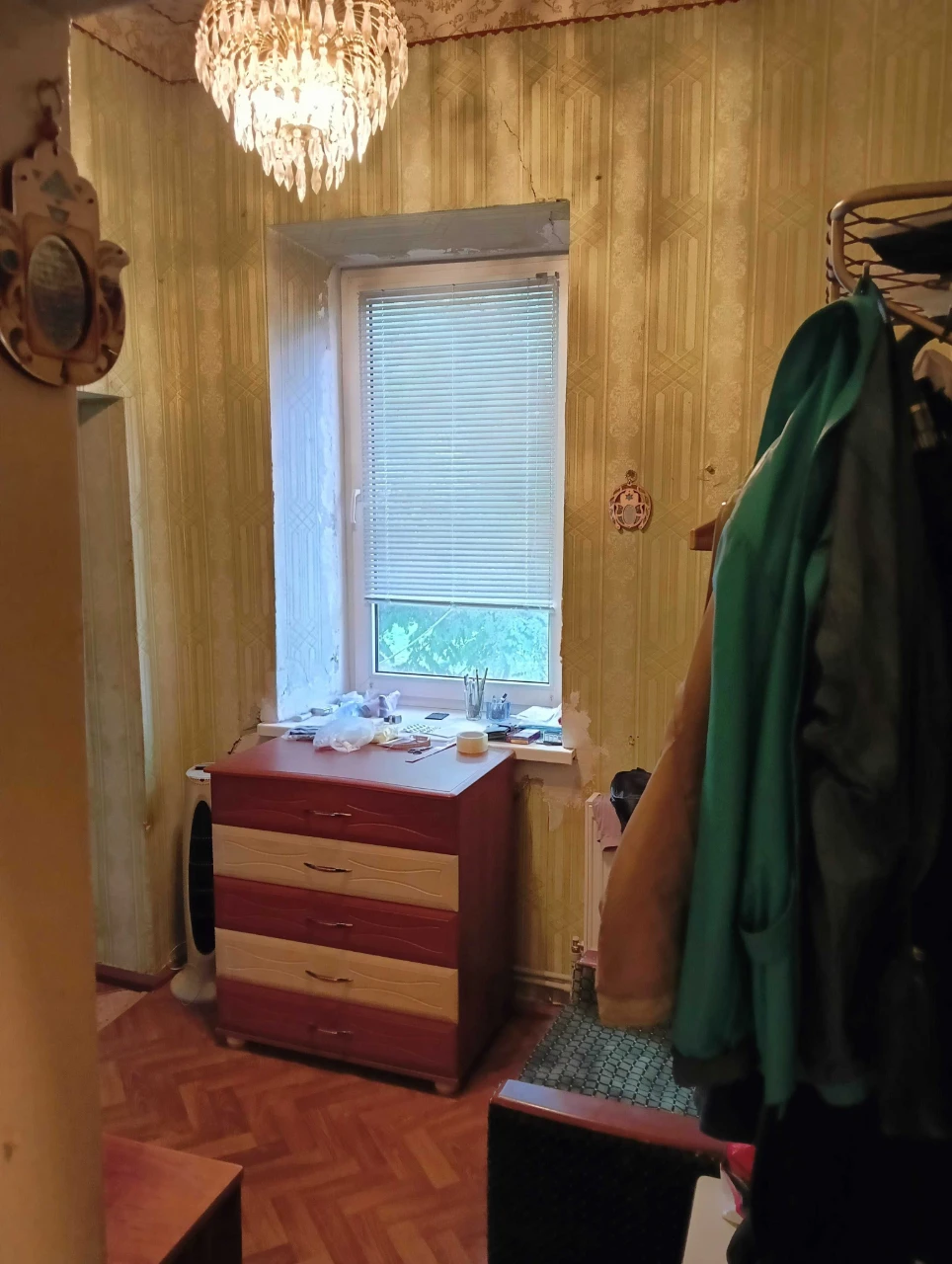 Продам 3-кімнатну квартиру на вулиці Степана Бандери, Центр