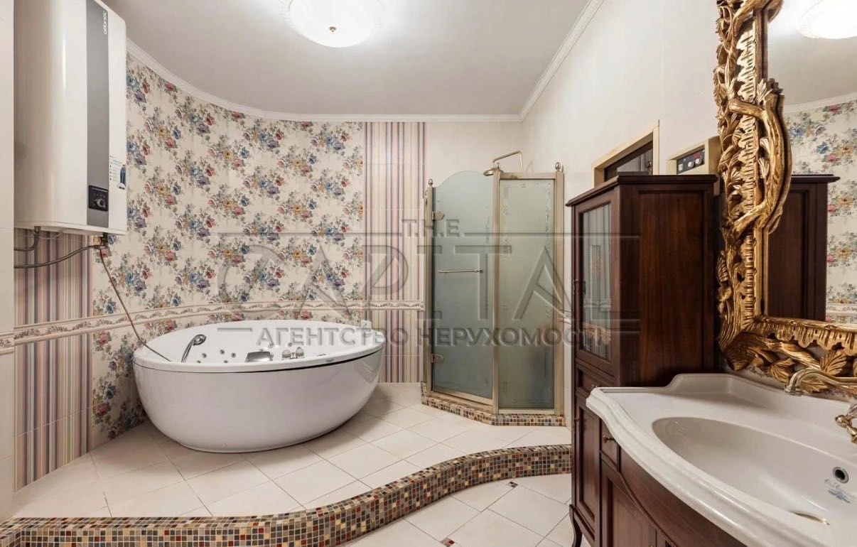 Терміново)140 м2 Престиж Холл камін, сауна