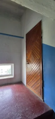 Предлагается в продажу 2-комнатная квартира рядом с рынком Северный