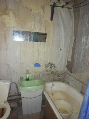 I will sell a 1-room apartment in the village of Skhidne, Sharykova Street.