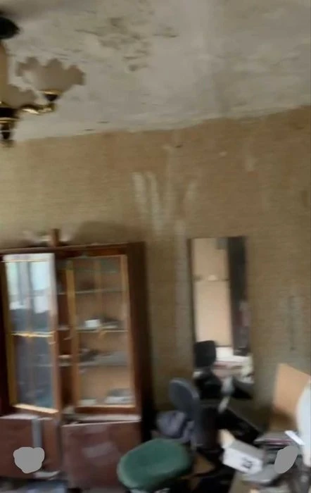 I will sell a 1-room apartment in the village of Skhidne, Sharykova Street.