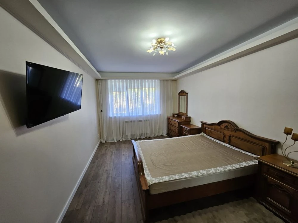 Продаж 3 кімнатної квартири Ужгород вул. Марії Заньковецької