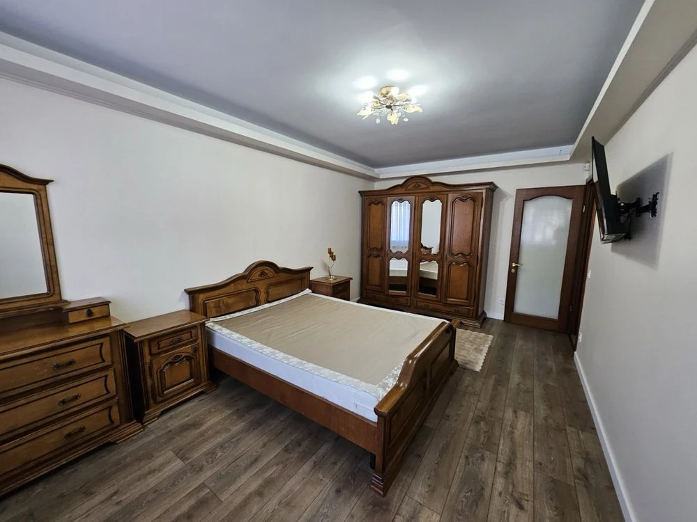 Продаж 3 кімнатної квартири Ужгород вул. Марії Заньковецької