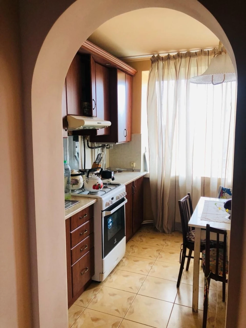 Гарна квартира в хорошому районі. Сертифікат, ваучер, постан