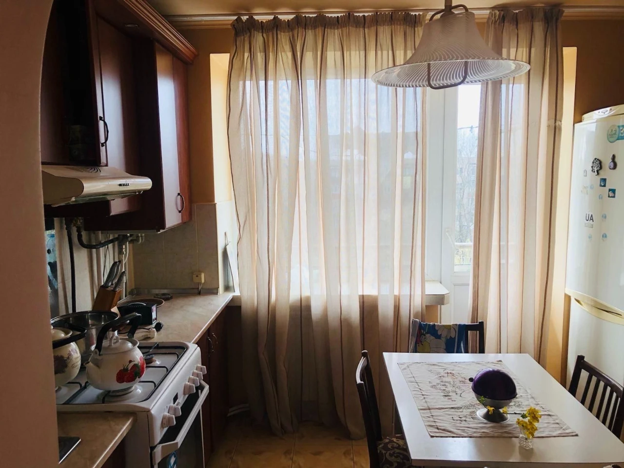 Гарна квартира в хорошому районі. Сертифікат, ваучер, постан