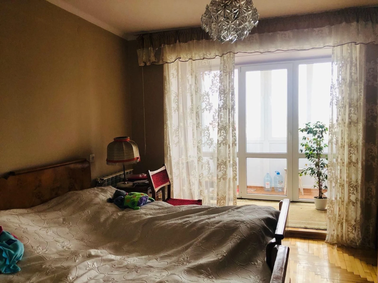 Гарна квартира в хорошому районі. Сертифікат, ваучер, постан