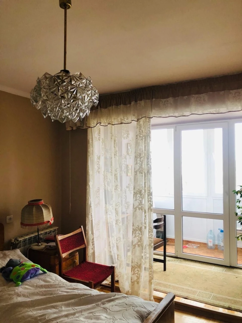 Гарна квартира в хорошому районі. Сертифікат, ваучер, постан
