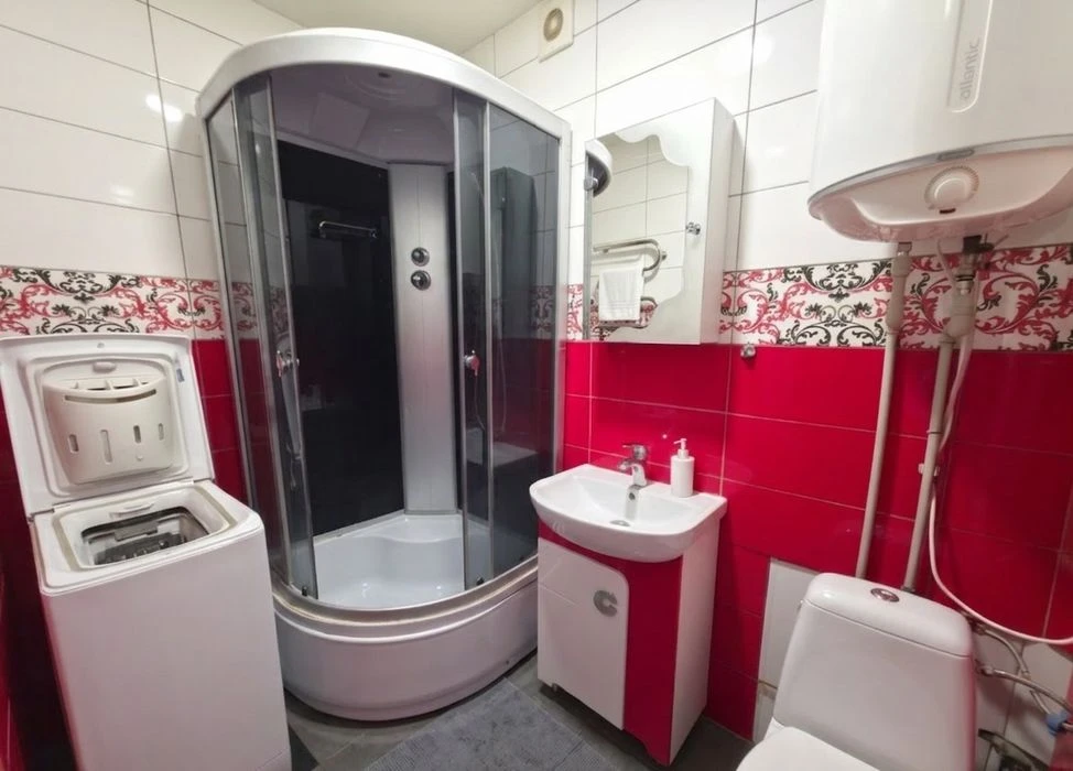Продажа 3к квартиры с ремонтом 12 квартал
