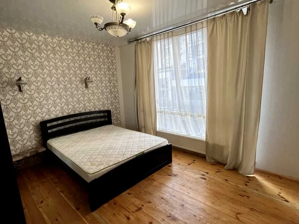 Квартира. Киев, Центральная улица