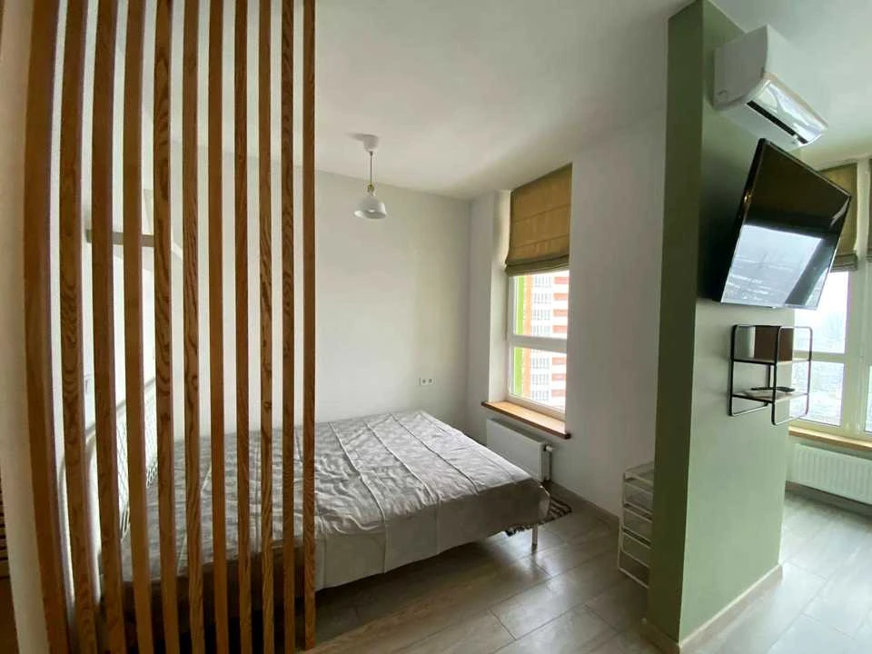 Apartment. Kyiv, Beryeste district.