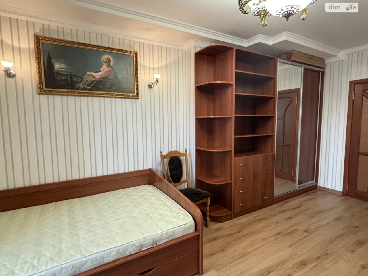 Продаж Квартира Лівобережний Масив
