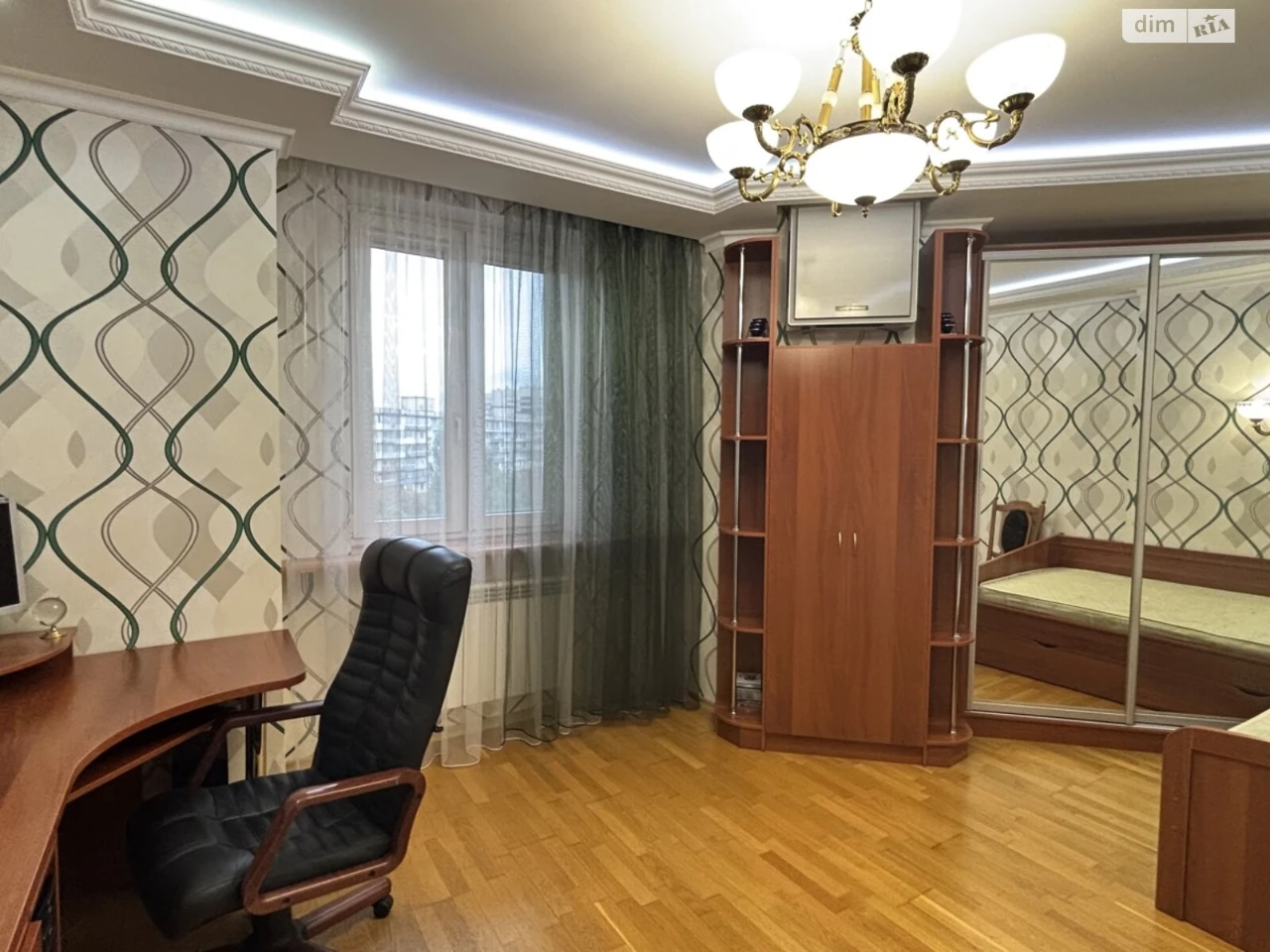 Продаж Квартира Лівобережний Масив