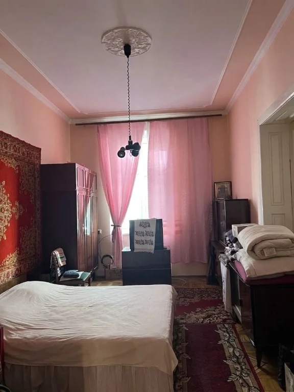 3-кімнатна квартира 92,4 м², вул. Українська, Чернівці — 2-й