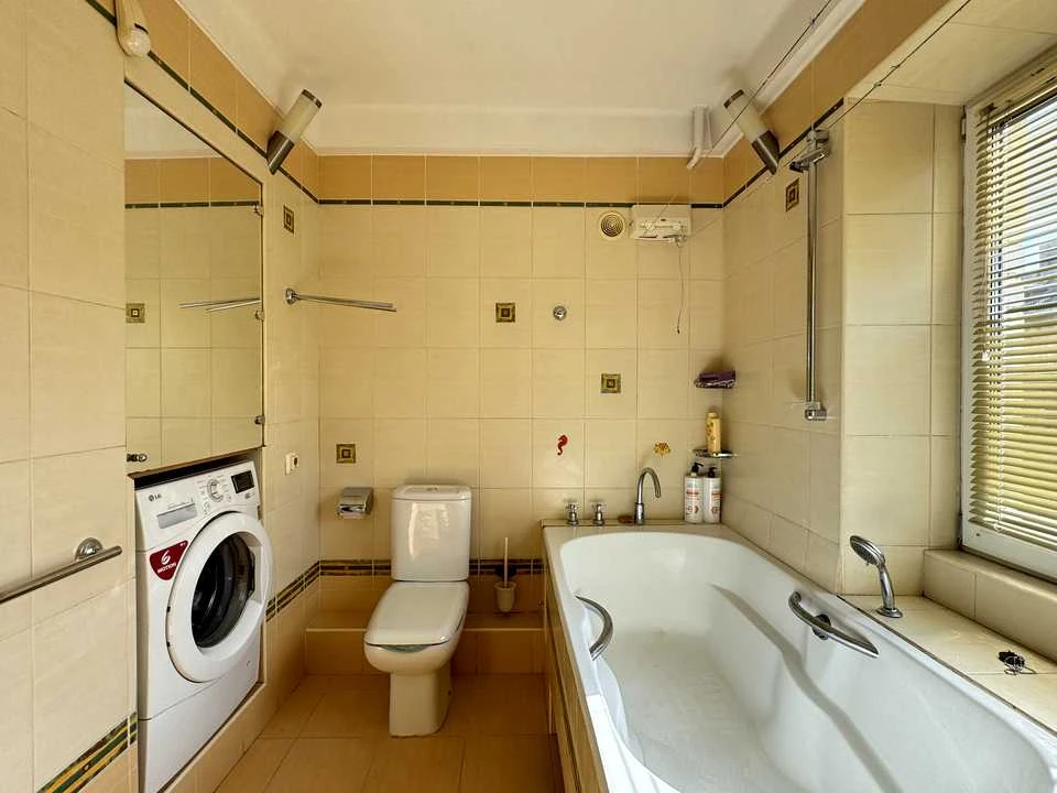 Apartment. Ivan Kotsarevsky Blvd, Kyiv