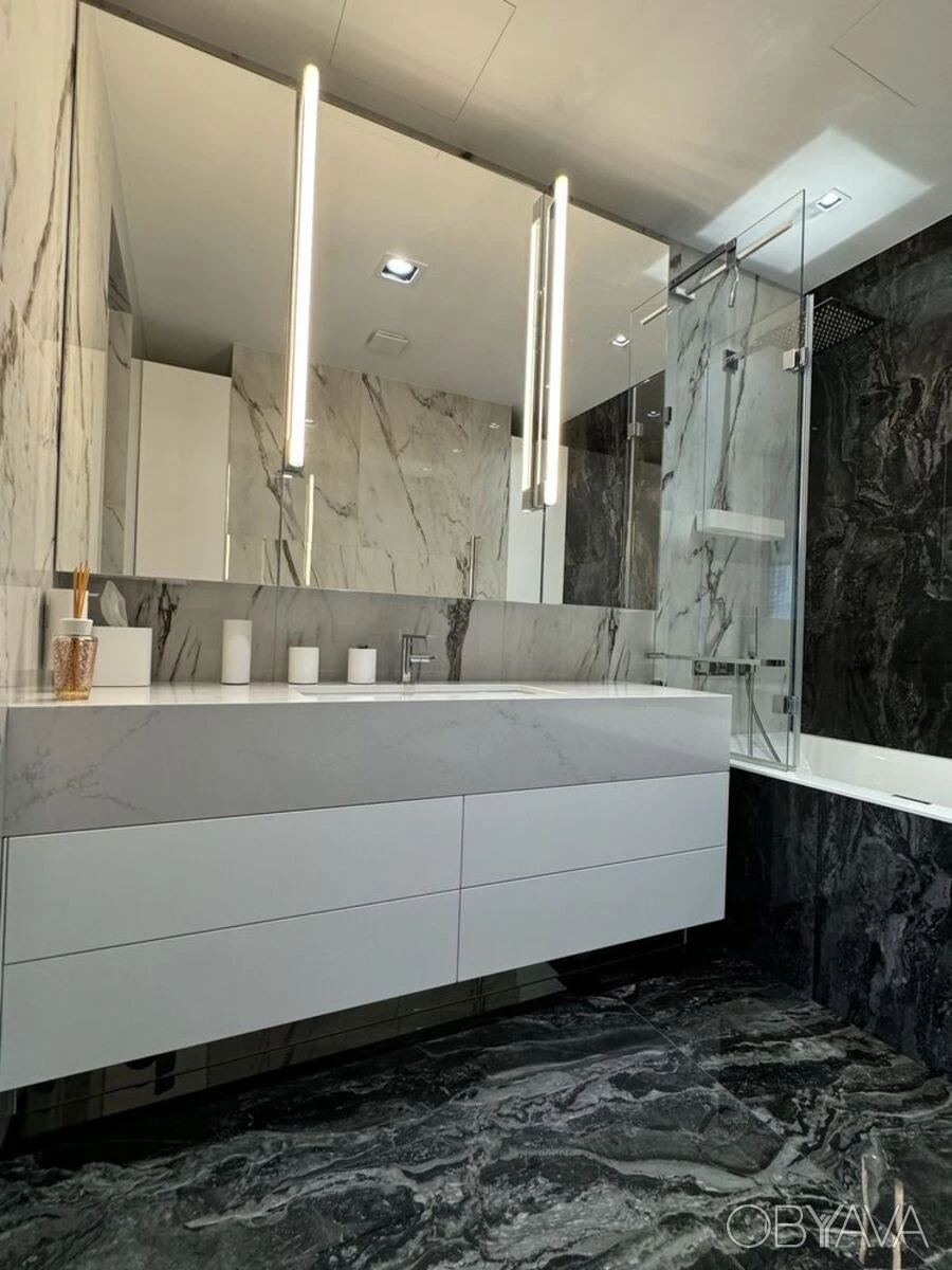 Продажа квартиры в ЖК TARYAN TOWERS, центр