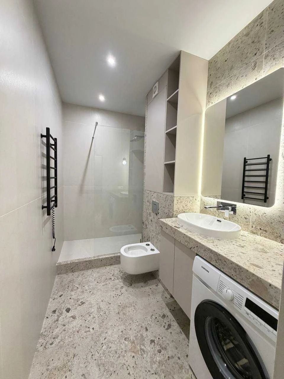 63 ПЕРЛИНА | 1-комнатная квартира 43 м² — ремонт, вид на ипподром