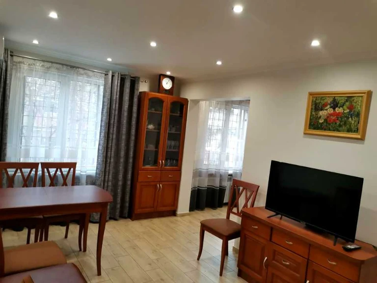 Apartment. Odessa, Transportna St.