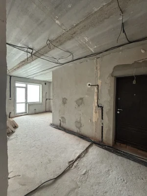 Продається велика 3-кім квартира в зданій та обжитій новобуд