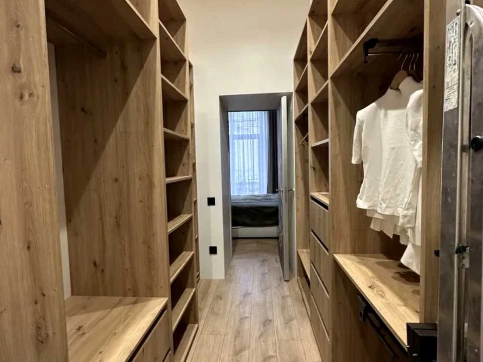 Apartment. Pavlo Kovzhuna Street, Lviv