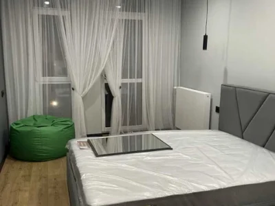 Apartment. Lviv, Under Holoskom St.
