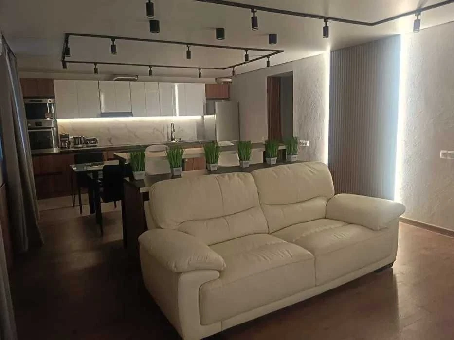 2-bedroom apartment for sale in the Railway District