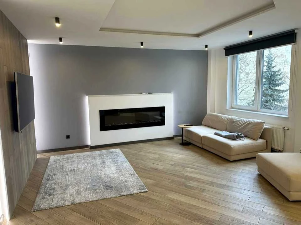 Apartment. Lviv, Pekarska Street