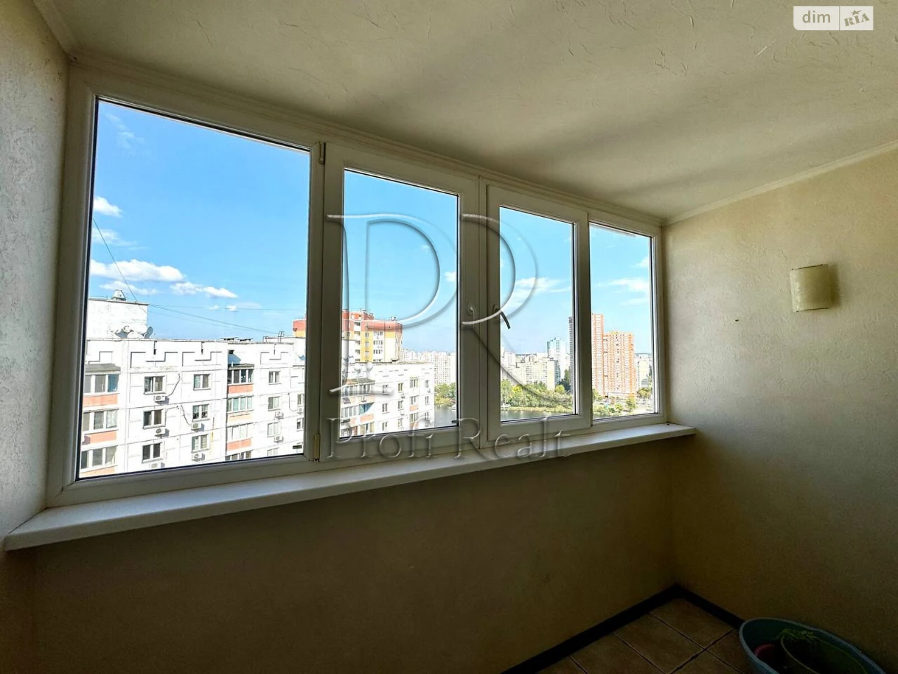 Apartment for Sale: Póznyak