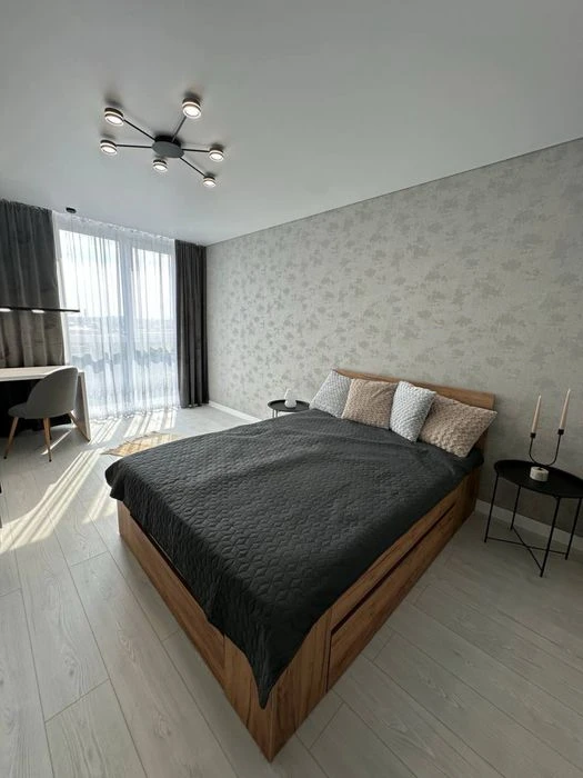 Apartment with renovation, Zaliznychny district, Rudnenskaya