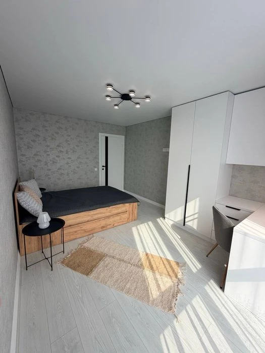 Apartment with renovation, Zaliznychny district, Rudnenskaya