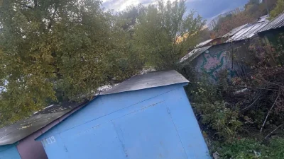For Sale: Metal Garage