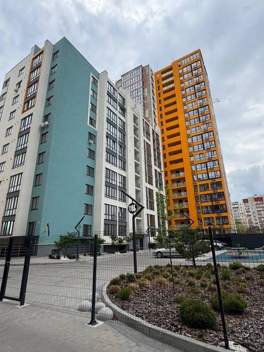 Продам 1к квартиру в кирпичном новострое ЖК СиаТаун  ул Саха