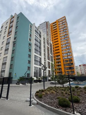Продам 1к квартиру в кирпичном новострое ЖК СиаТаун  ул Саха