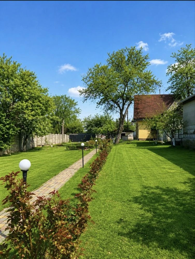 For Sale: House with Renovation - Suchachivka/Parus
