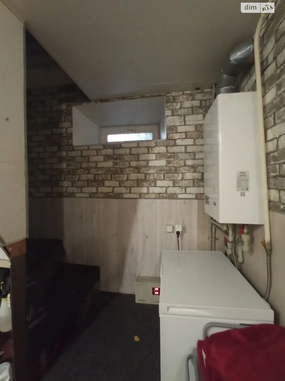 Sale of a House Section in Chechelsky