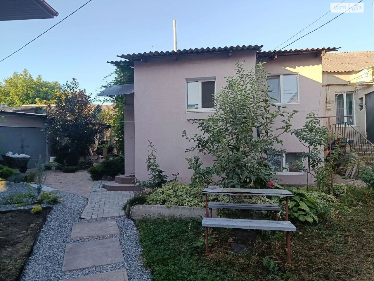 Sale of a House Section in Chechelsky