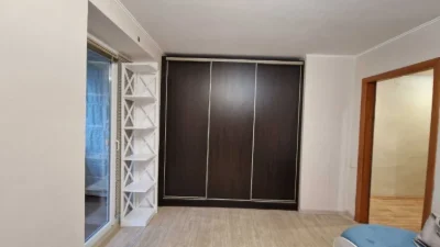 Продам 1кв Павлове Поле м.Бот.сад 7хв пішки вул.О.Яроша 47 є