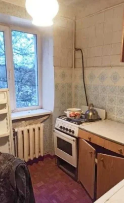 Selling neat 1-bedroom apartment on New Homes, in the area of Heroes Avenue
