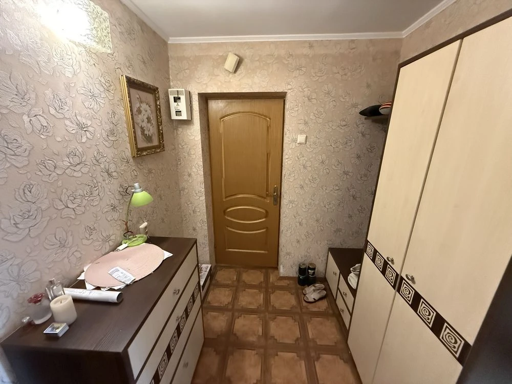 Three-bedroom apartment at 11 Pozdovzhna/G.Sveridova. 4/5