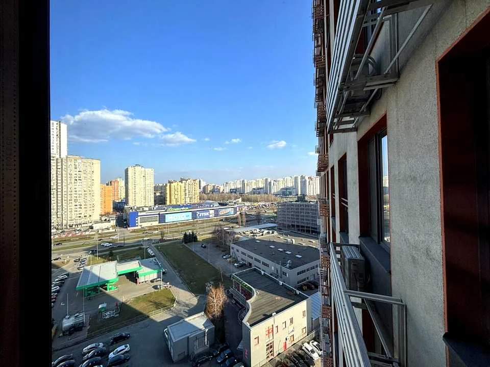 Квартира. Киев, Днепровская набережная ул.