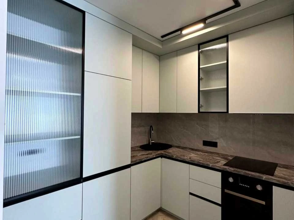 Apartment. Kyiv, Dniprovska Naberezhna st.