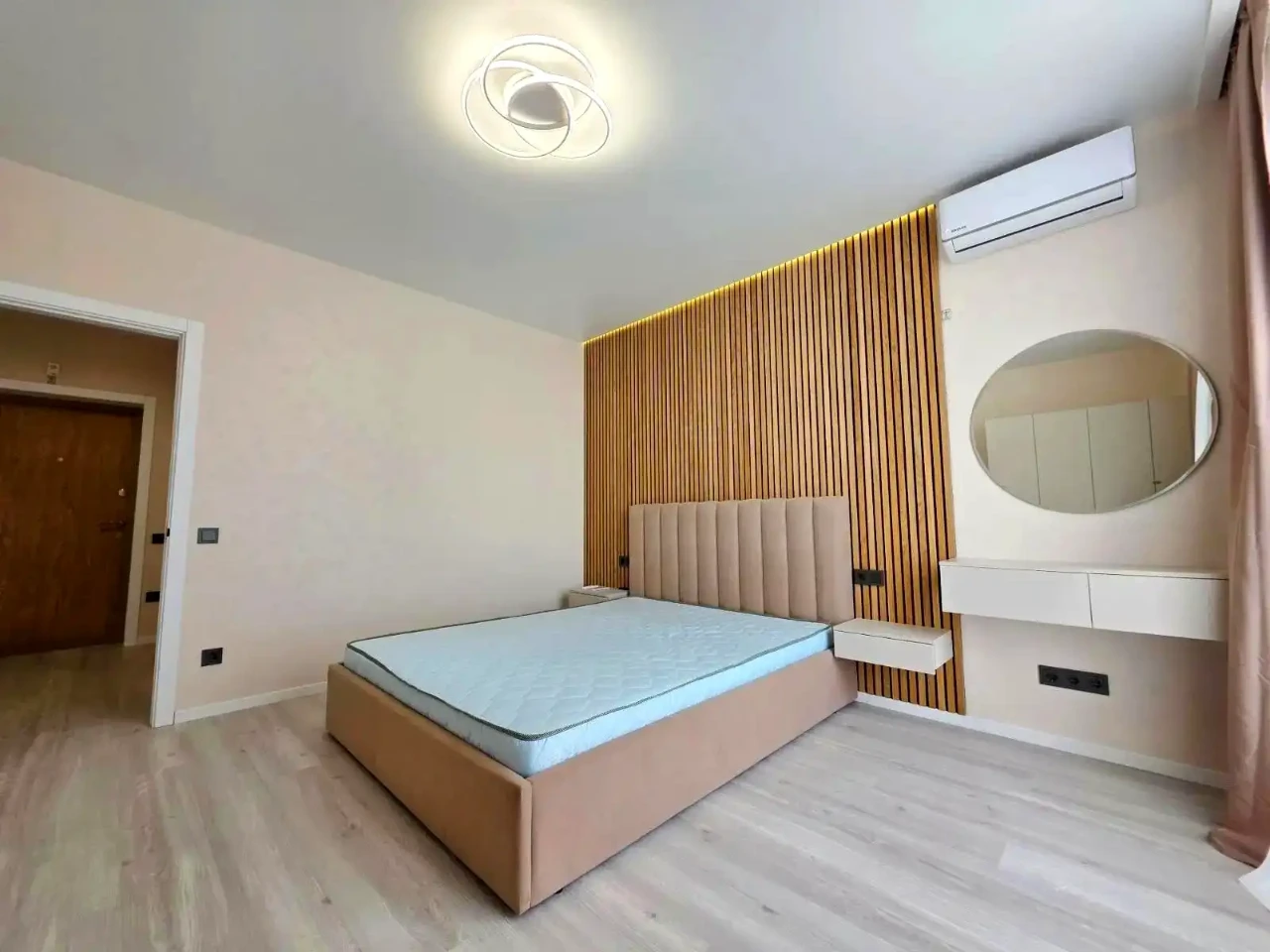 Сдается 1-комнатная квартира, 46 м², 12/20 этаж