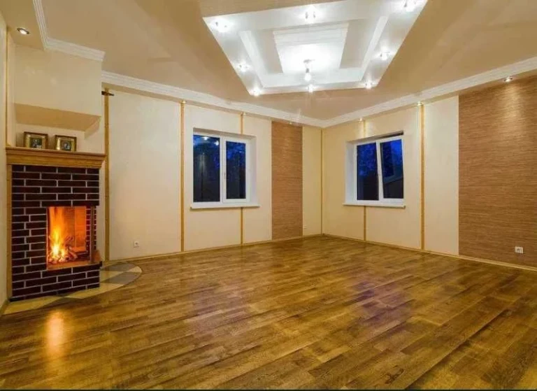 No Commission, Renovated House Near Akademmisto