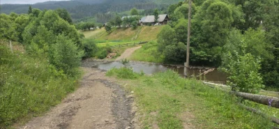 Продаж ділянки у Карпатах в с. Нижній  Рожанці