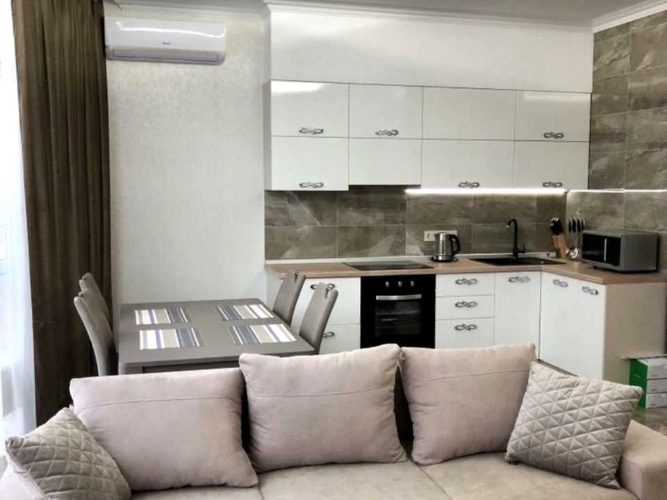 Apartment. Odesa, Italski Boulevard.