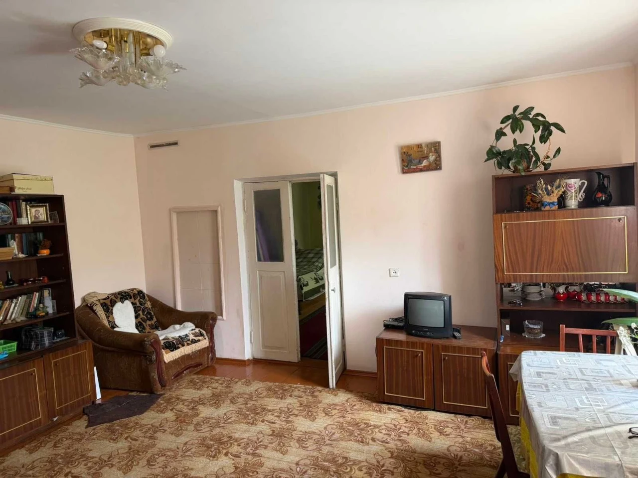 Продам частину будинку в центрі міста
