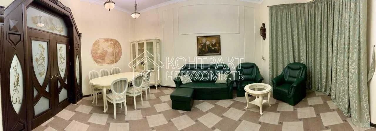 Продажа дома Салтовка котедж 307 м2, з бомбосховищем, м. Сту