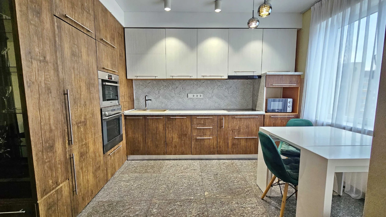 Stylish 1-bedroom apartment in the city center in a NEW BUILDING