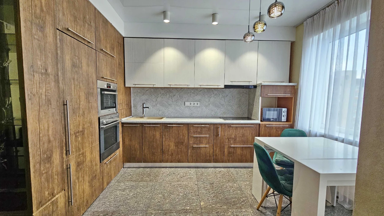 Stylish 1-bedroom apartment in the city center in a NEW BUILDING