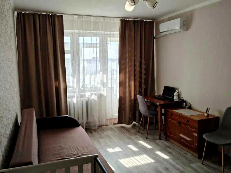 Apartment. Newton Street, Kharkiv