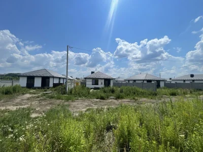 Окрема Американка на Льонокомбінаті з Міськими Мережами